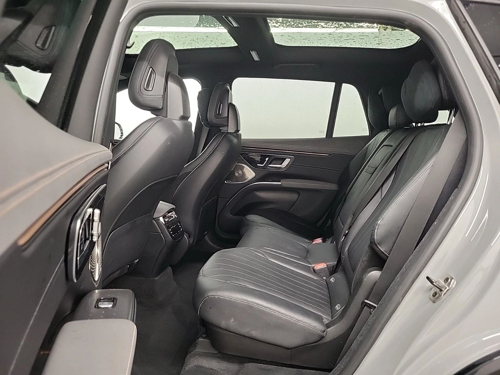 Mercedes-Benz EQS 450 | CARFAX | АВТОФИНАНСИРАНЕ, снимка 17 - Автомобили и джипове - 55995598