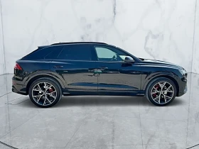     Audi SQ8   Audi SQ8 RED EXCLUSIVE  LIMITED 