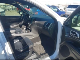 Jeep Grand cherokee ПОДГРЕВ* КАМЕРА* КЕЙЛЕС* LANE* ASSIST - 20000 € / 39116.60 лв. - 61979981 5