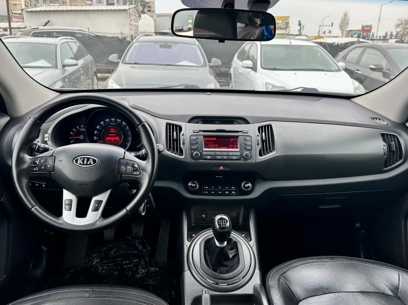 Kia Sportage 2.0 CRDI * 4x4* , снимка 9 - Автомобили и джипове - 44554325