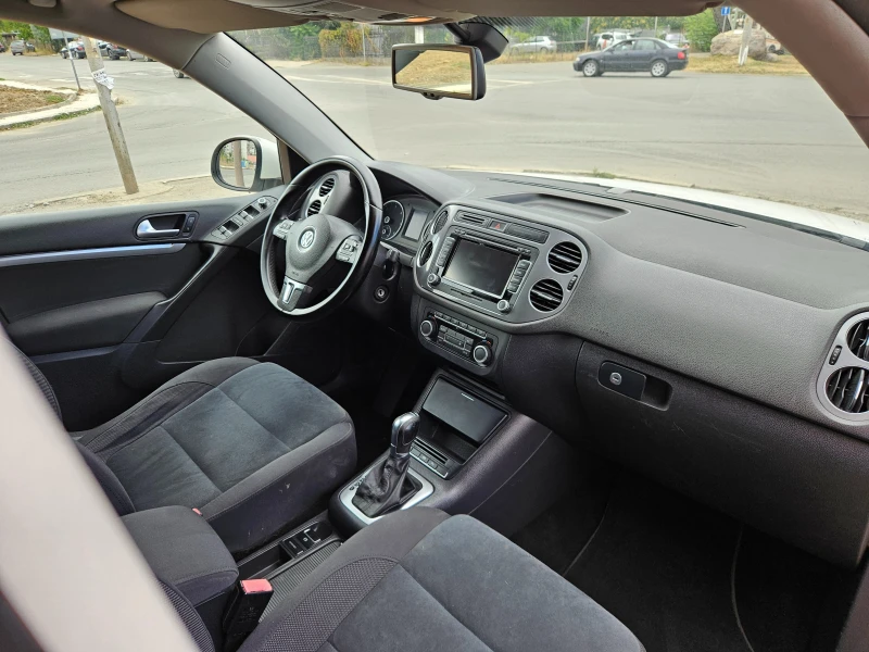 VW Tiguan 2.0TDI, DSG, 4x4, Hi-line, Facelift!, снимка 8 - Автомобили и джипове - 46863099