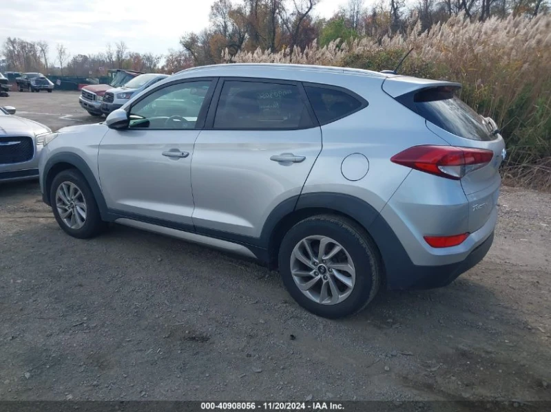 Hyundai Tucson SE, снимка 4 - Автомобили и джипове - 48139732