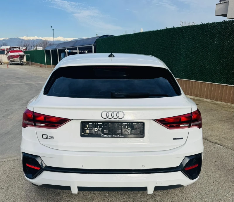 Audi Q3 SPORTBACK , снимка 7 - Автомобили и джипове - 48442827