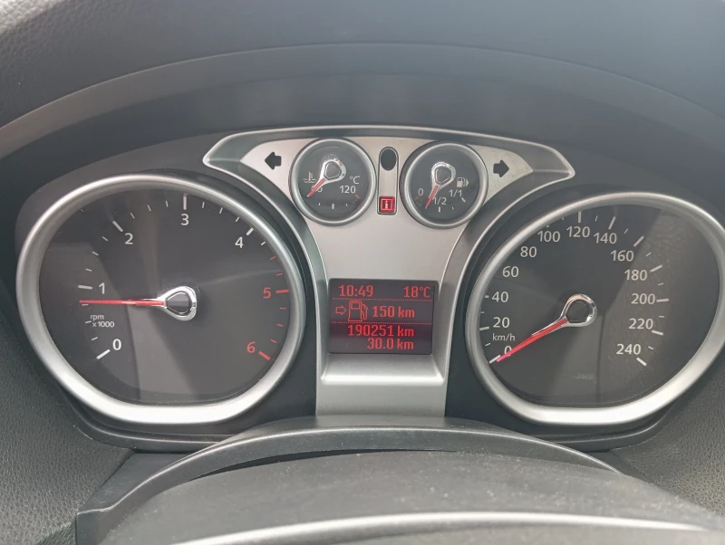 Ford Kuga 2.0 4X4 Лизинг , снимка 12 - Автомобили и джипове - 50507086