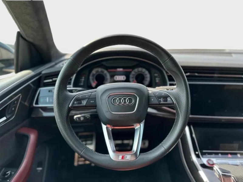 Audi SQ8 ОЧАКВАН ВНОС Audi SQ8 RED EXCLUSIVE  LIMITED , снимка 7 - Автомобили и джипове - 50990300