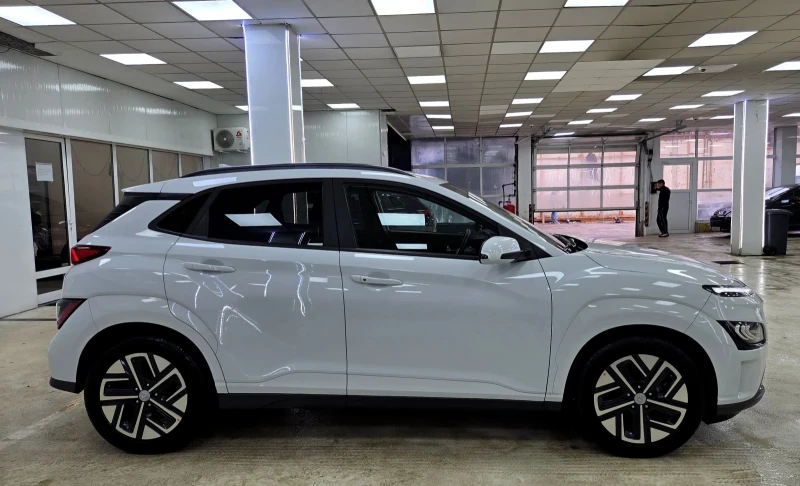 Hyundai Kona 64KWh/Face Lift/Blue Link, снимка 2 - Автомобили и джипове - 52772671