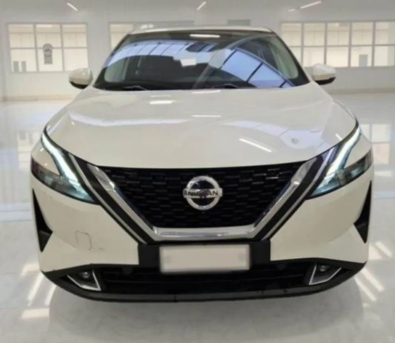 Nissan Qashqai 1.3 MHEV 140 HP.KAMERA.LED.NAVI.ACC, снимка 3 - Автомобили и джипове - 53047219