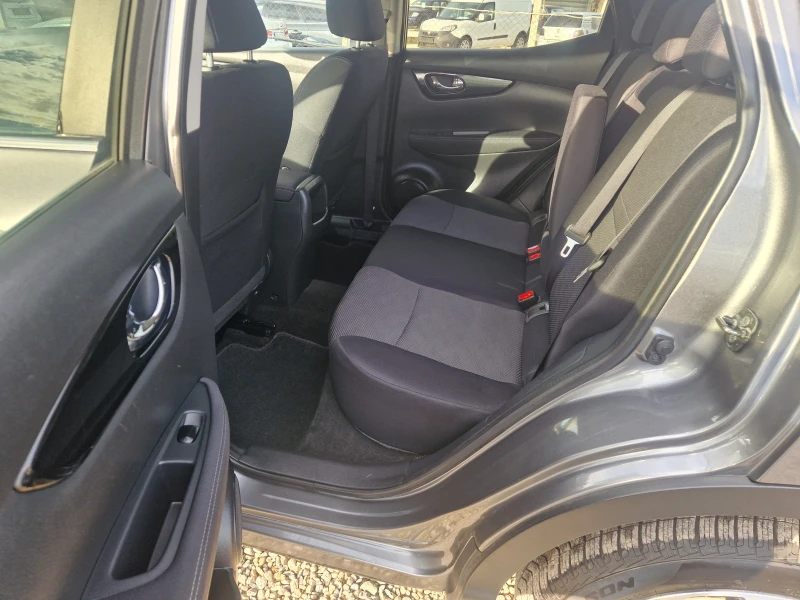 Nissan Qashqai J11 Qashqai 1.5 dCi N-Connecta, снимка 16 - Автомобили и джипове - 53068159