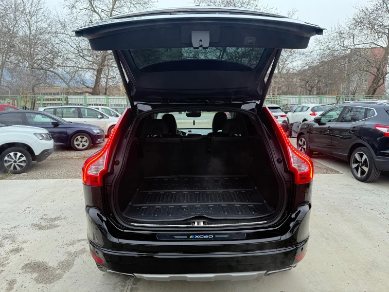 Volvo XC60 Бенз/ГАЗ* ПОДГРЕВ* 4х4* КАМЕРА* АВТОПИЛОТ, снимка 15 - Автомобили и джипове - 53180858