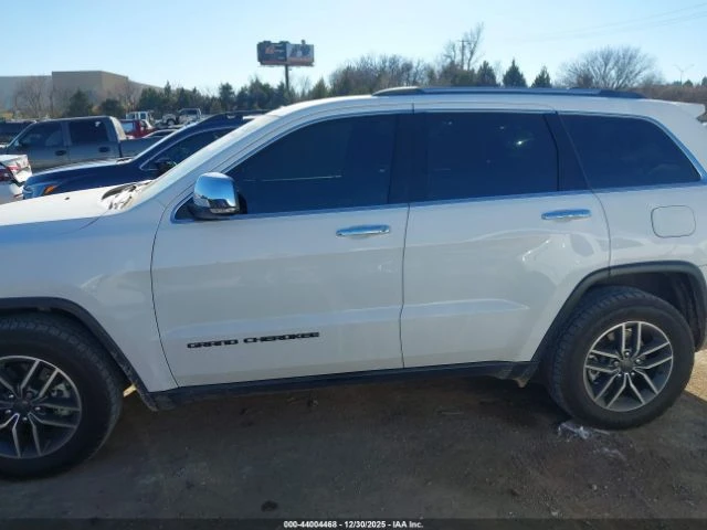 Jeep Grand cherokee ПОДГРЕВ* КАМЕРА* КЕЙЛЕС* LANE* ASSIST, снимка 13 - Автомобили и джипове - 53563134