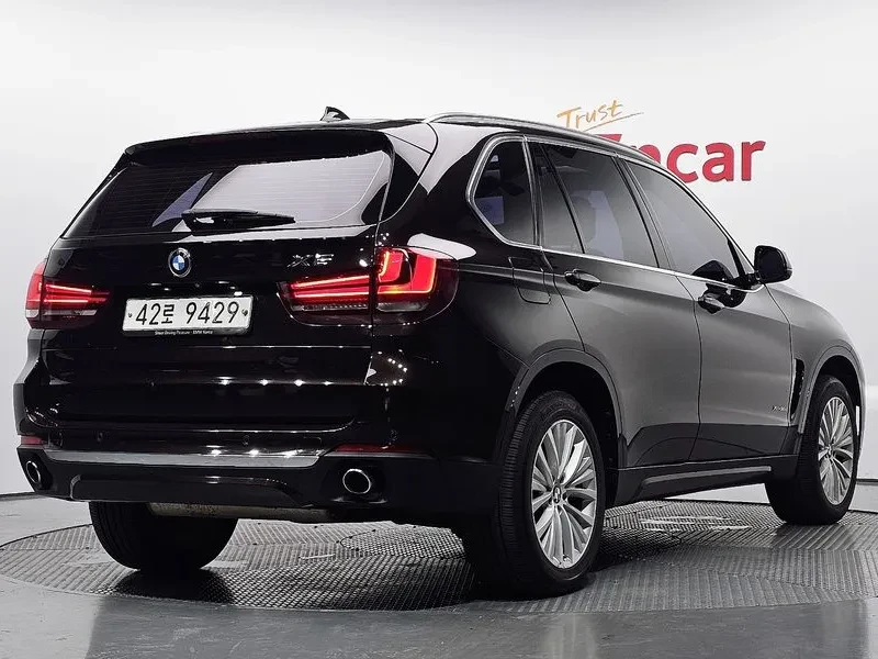 BMW X5 xDrive 30D, снимка 2 - Автомобили и джипове - 56253954