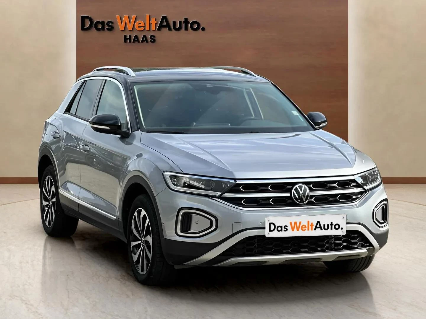 VW T-Roc 2.0 TSI 190HP 4Motion - изображение 2