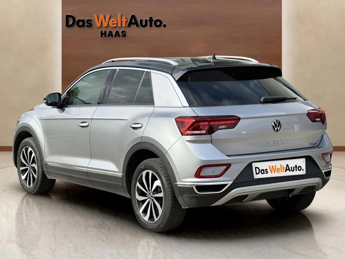 VW T-Roc 2.0 TSI 190HP 4Motion - изображение 3