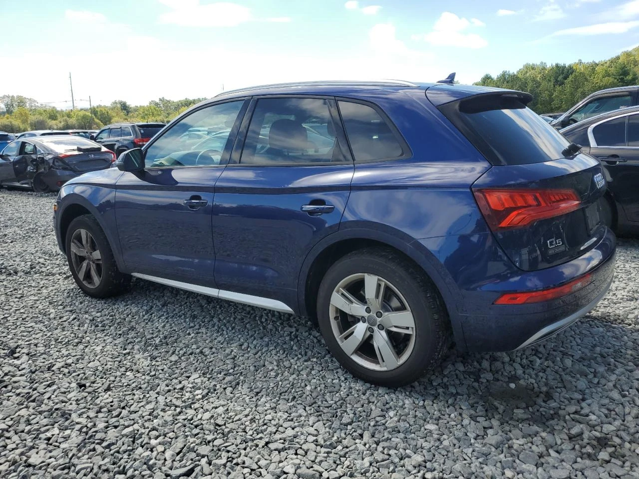 Audi Q5 PREMIUM* 2.0T - изображение 5