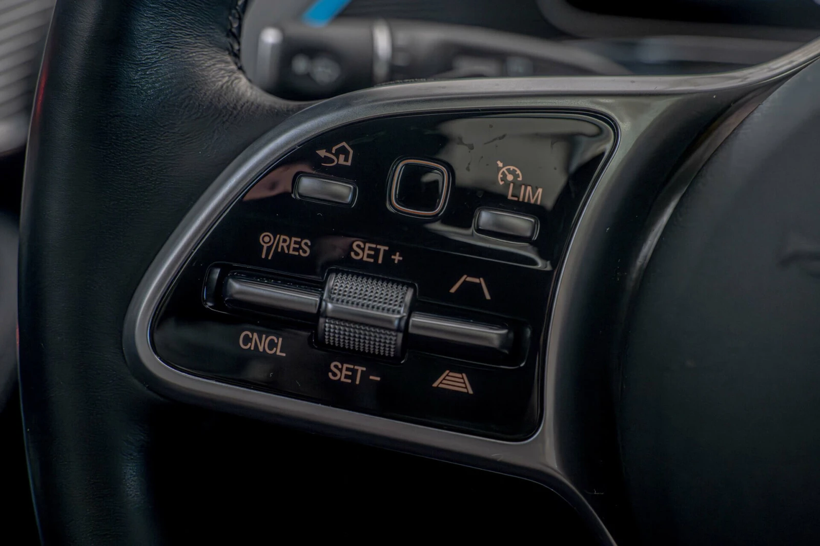 Mercedes-Benz EQC 400/4Matic/HuD/Burmester/AMG/������ 360/������/ | Mobile.bg � ����������� 14