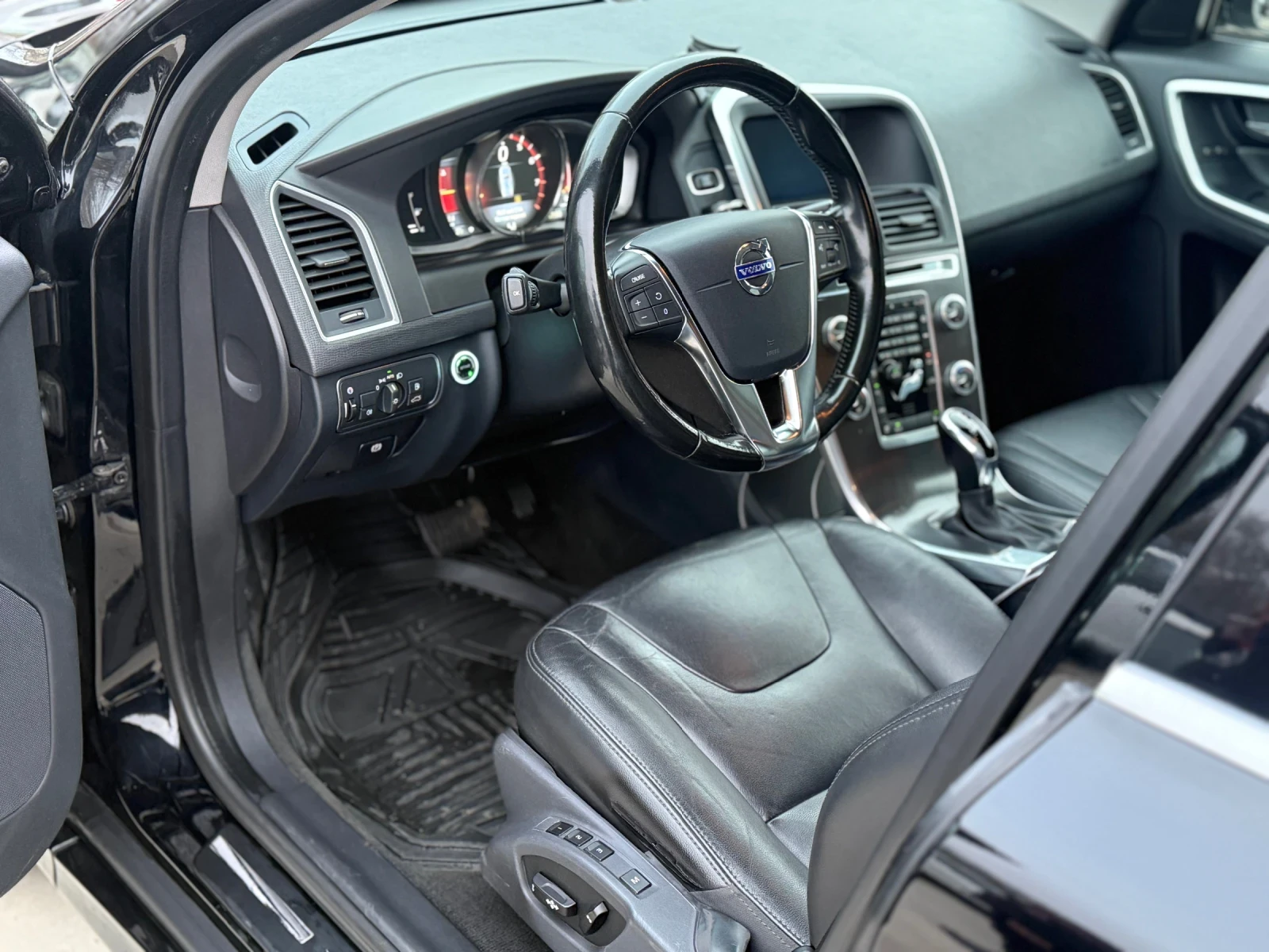 Volvo XC60 ����/���* �������* 4�4* ������* ��������� | Mobile.bg � ����������� 9