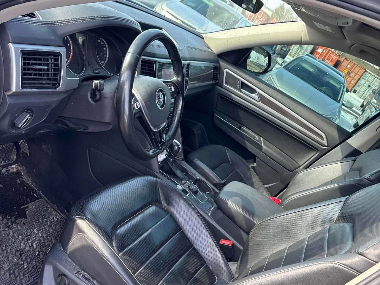 VW Atlas * Highline * CARFAX * ���� �� �� | Mobile.bg � ����������� 16