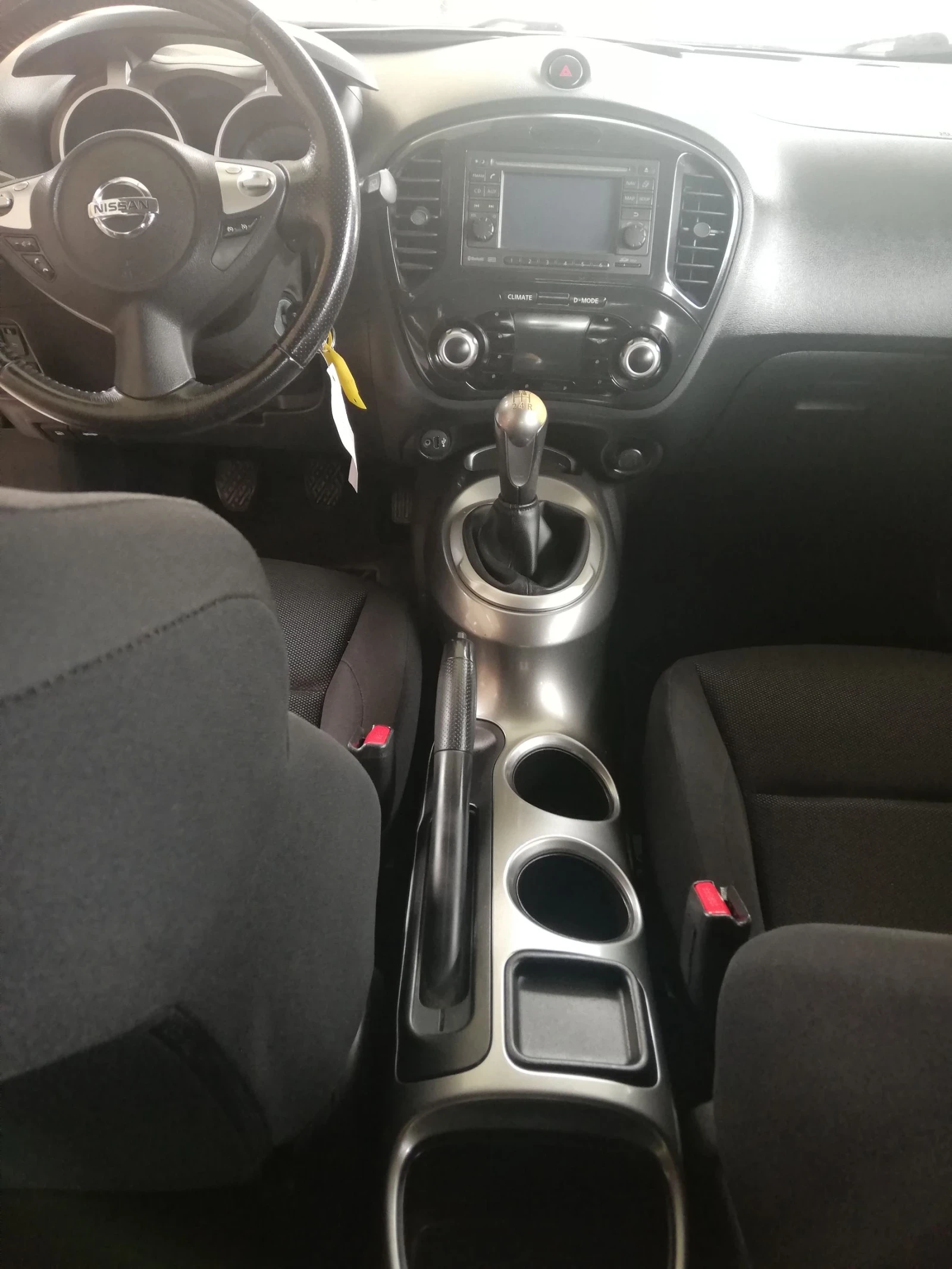 Nissan Juke 1.6 БЕНЗИН УНИКАТ , снимка 15 - Автомобили и джипове - 54368452