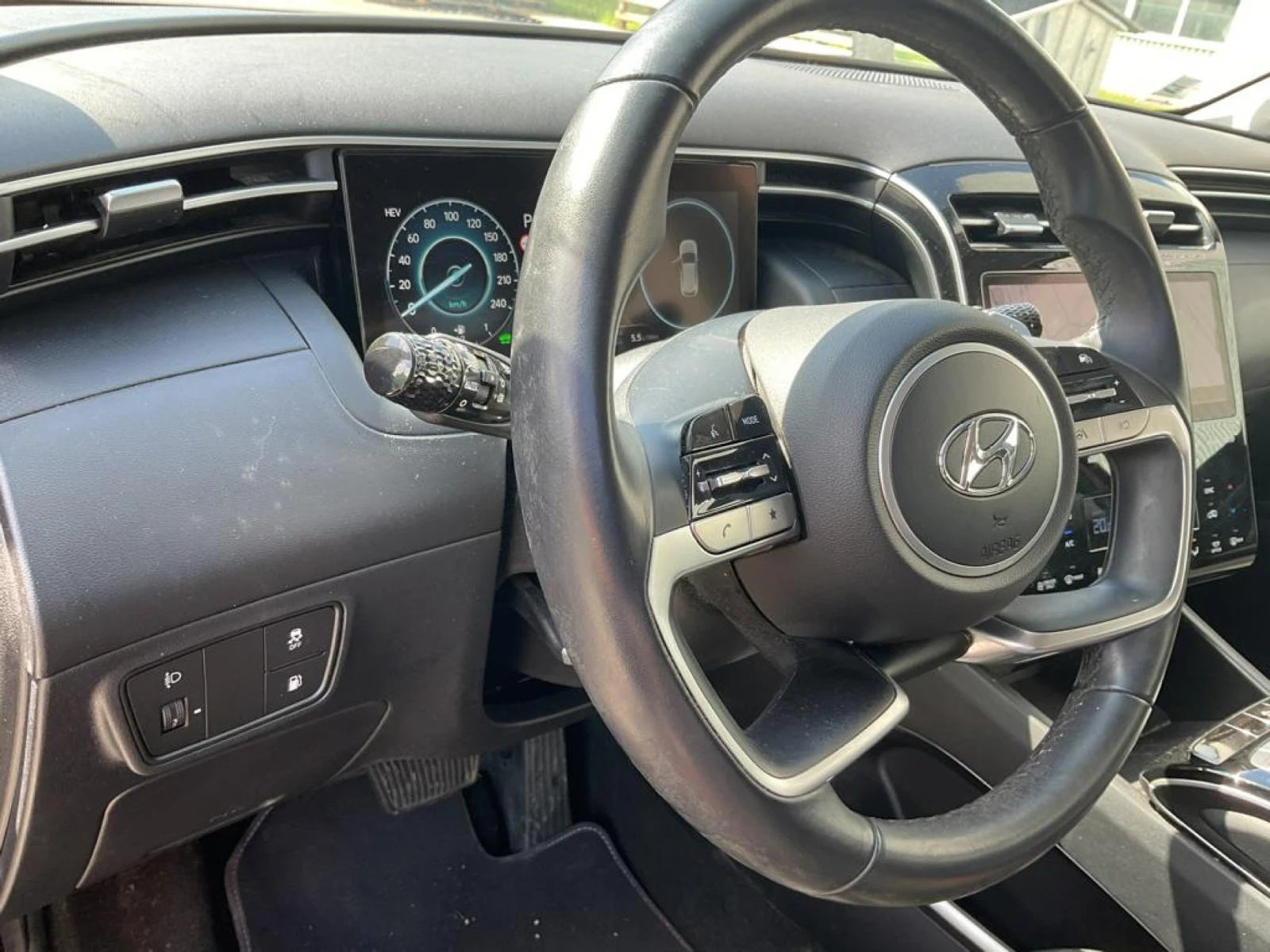 Hyundai Tucson 1.6 Business AWD Hybrid Automatic 265 hp, снимка 15 - Автомобили и джипове - 54555269