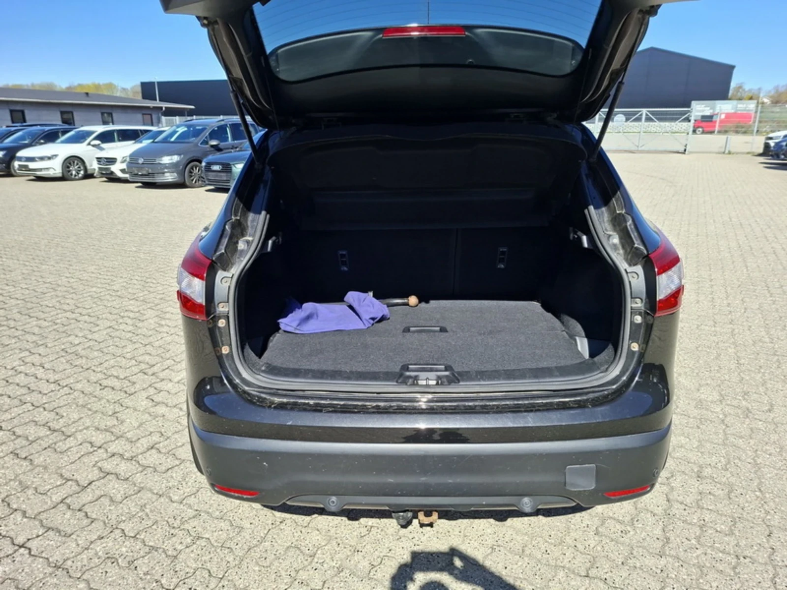 Nissan Qashqai 1.2 DIG-T | 6M | Service book | Kteo | EU6, снимка 13 - Автомобили и джипове - 54745463