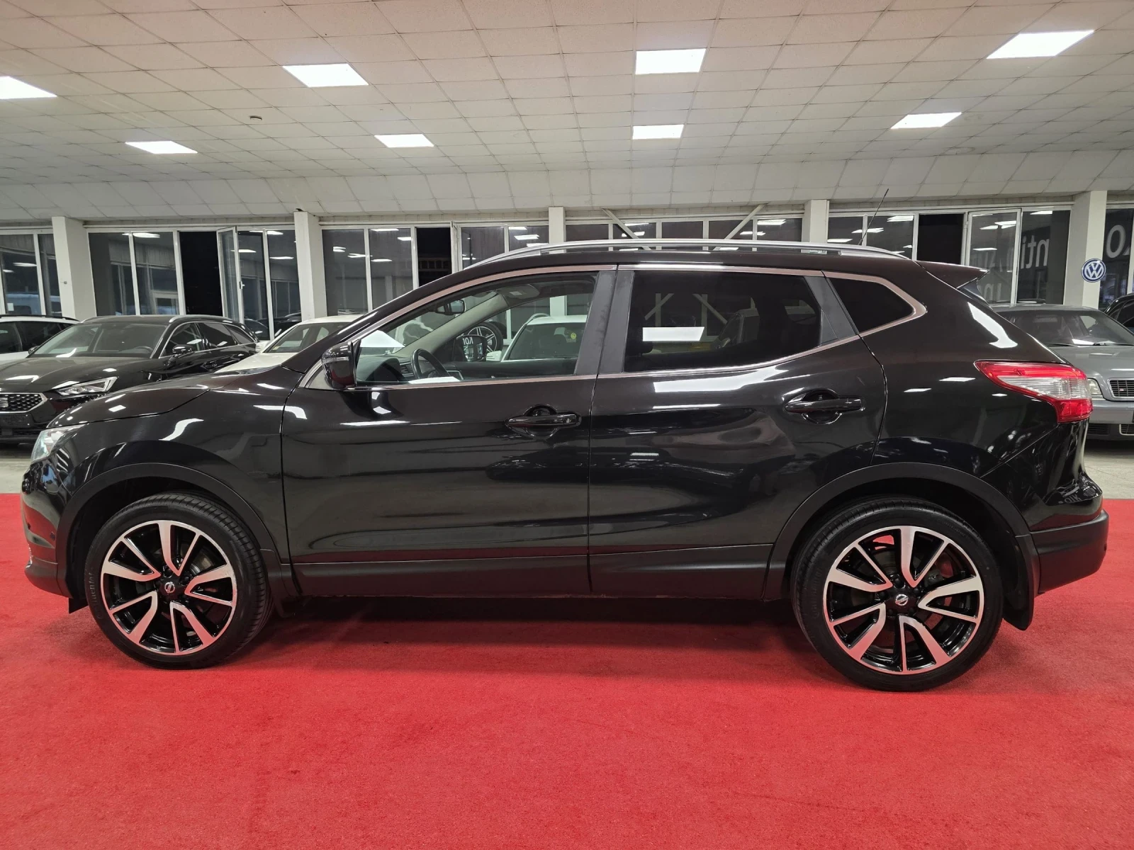Nissan Qashqai 1.2 DIG-T | 6M | Service book | Kteo | EU6, снимка 7 - Автомобили и джипове - 54745463