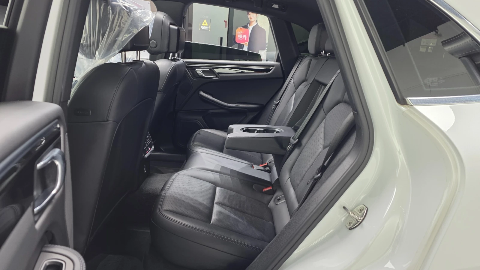 Porsche Macan S* Navi* Camera* Pano, снимка 16 - Автомобили и джипове - 55252297