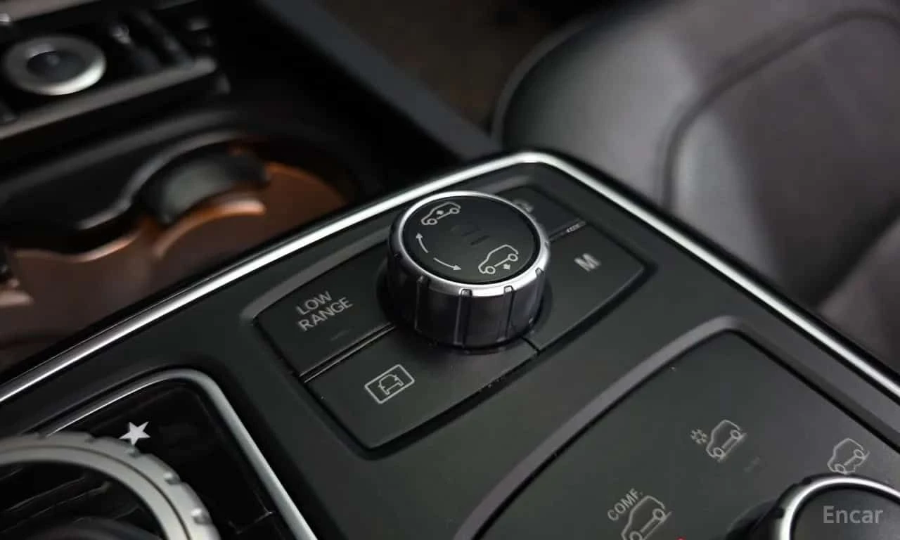Mercedes-Benz GLS * GLS350 d 4MATIC * ЦЕНА ДО БГ, снимка 12 - Автомобили и джипове - 55626811
