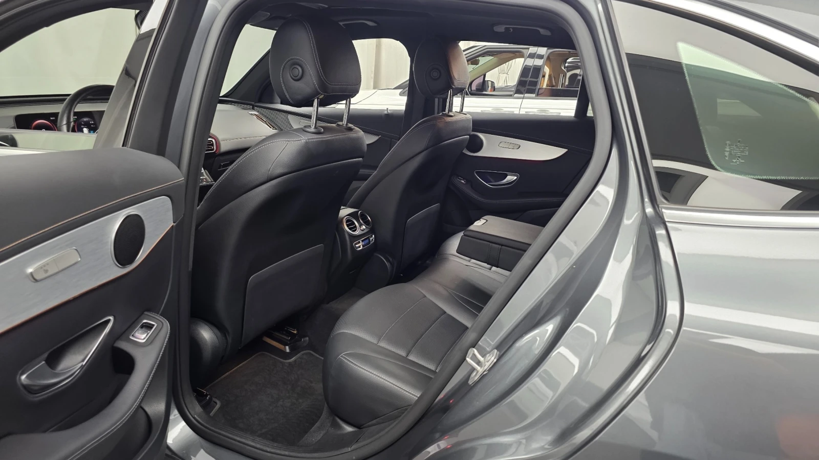Mercedes-Benz EQC EQC 400 4MATIC, снимка 14 - Автомобили и джипове - 56012229