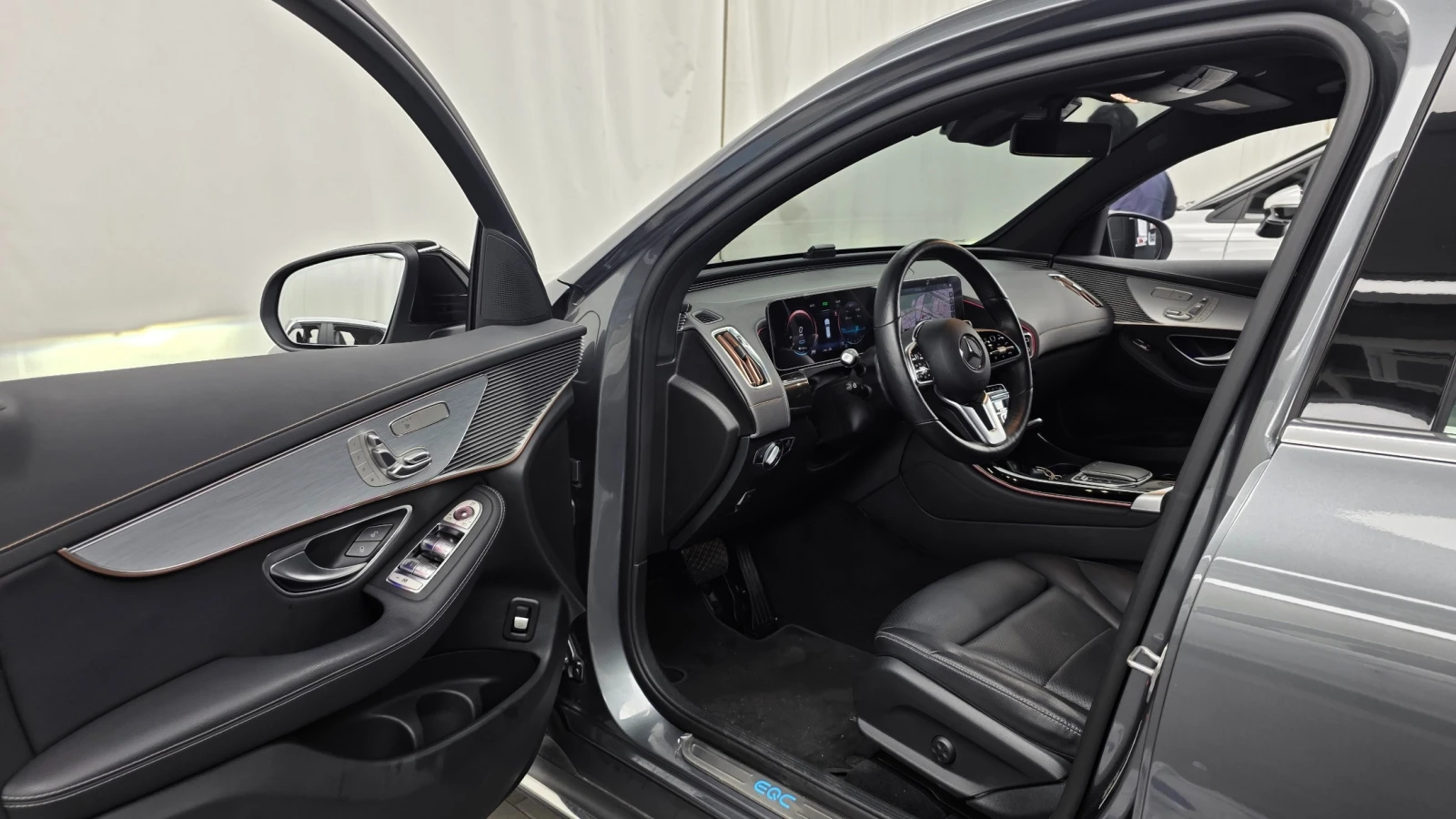 Mercedes-Benz EQC EQC 400 4MATIC, снимка 6 - Автомобили и джипове - 56012229