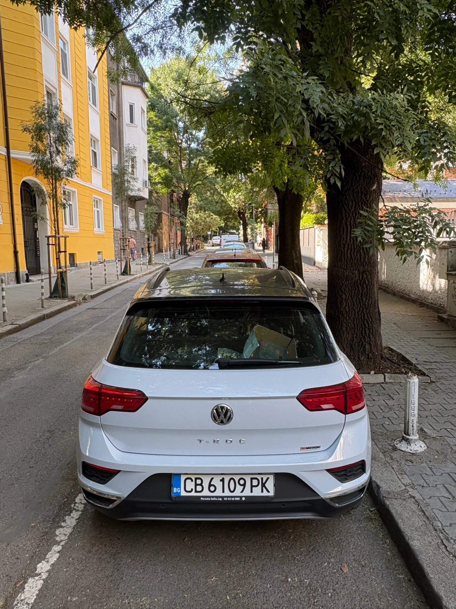 VW T-Roc, снимка 2 - Автомобили и джипове - 56042012