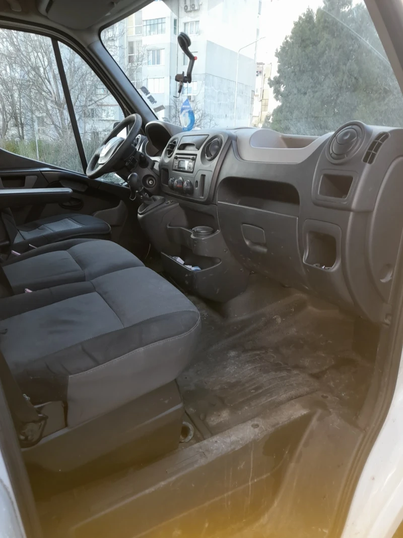 Renault Master, снимка 2 - Бусове и автобуси - 52937287