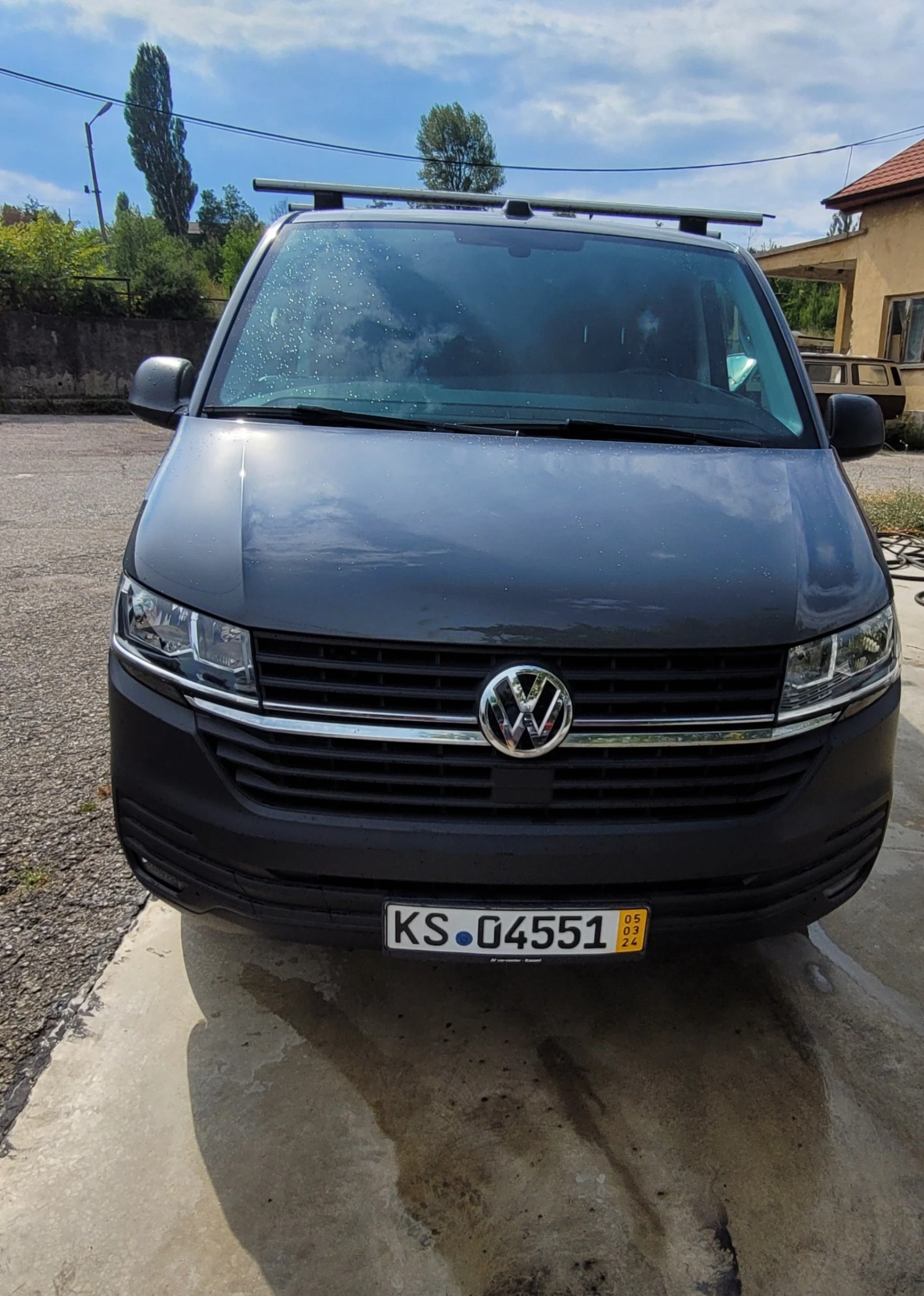 VW Transporter Т 6.1 - изображение 2