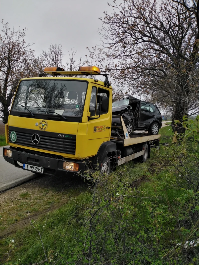 Mercedes-Benz 811, снимка 4 - Камиони - 47335324