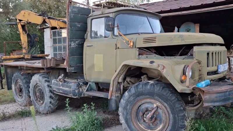 Zil 131 С КРАН, снимка 2 - Камиони - 53264866