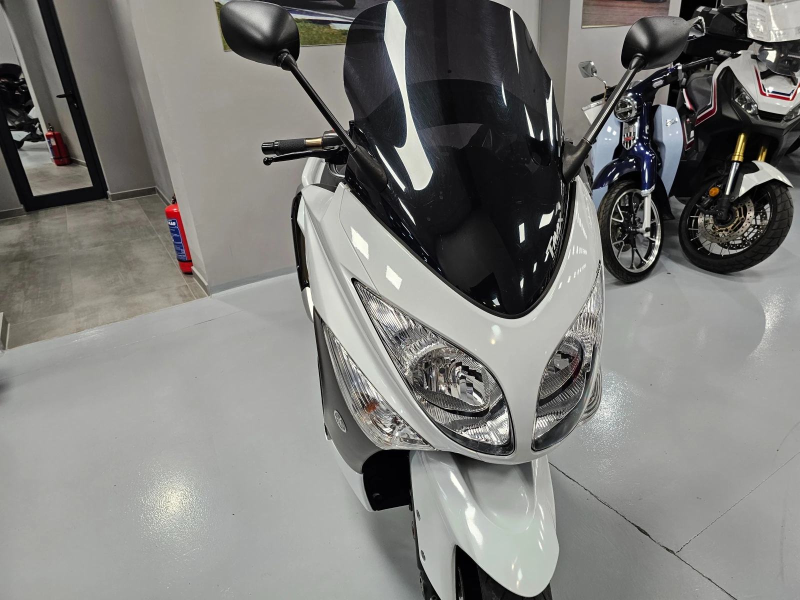 Yamaha T-max 500ie, ABS, White max! - изображение 9