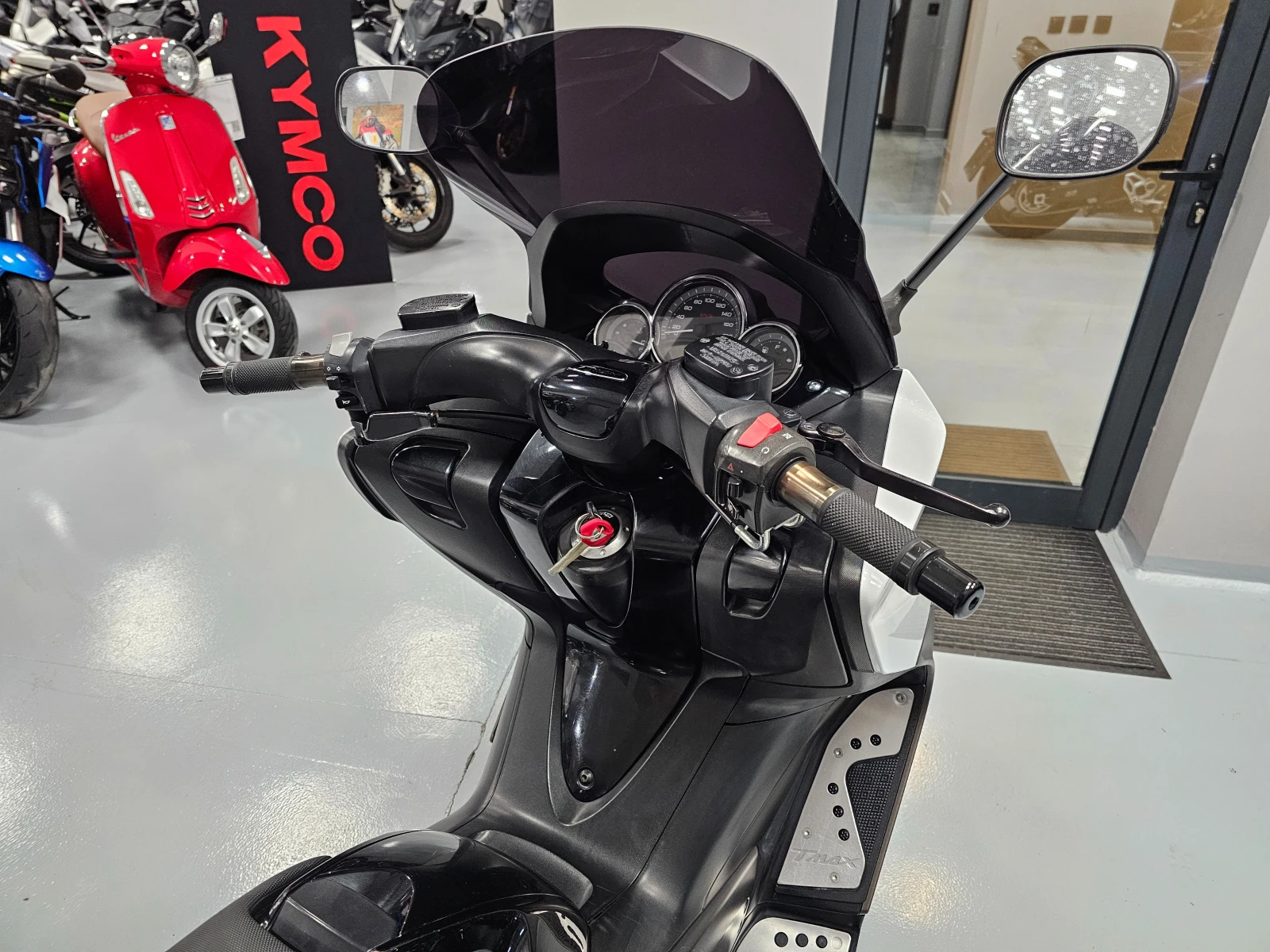 Yamaha T-max 500ie, ABS, White max! - изображение 10