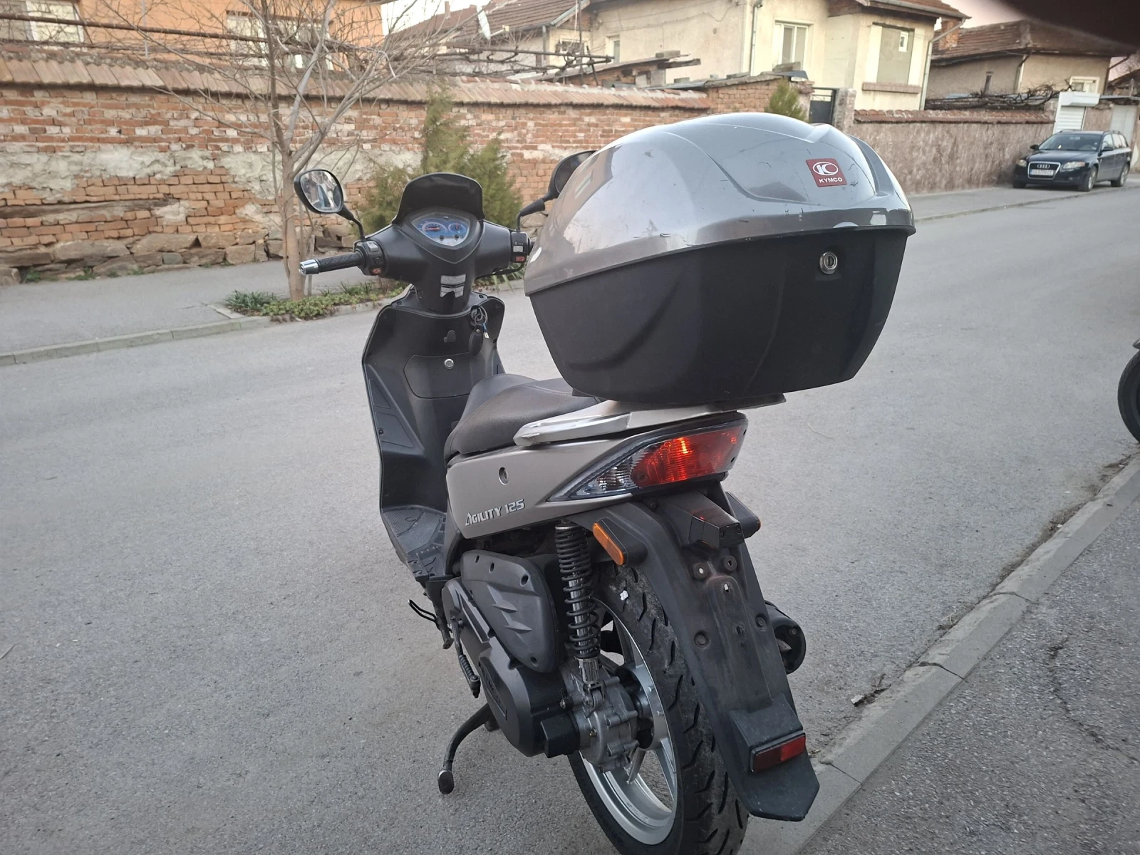 Kymco Agility 125е Става за кемпер много лек и пъргав - изображение 5