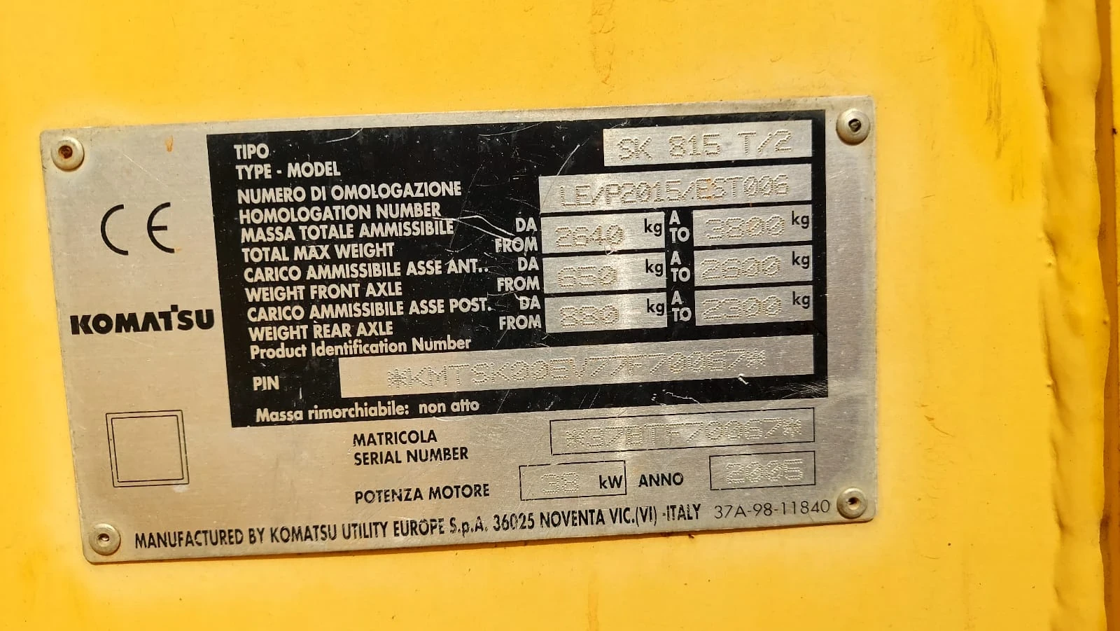 Мини челни товарачи Komatsu Sk815, снимка 13 - Индустриална техника - 54387221