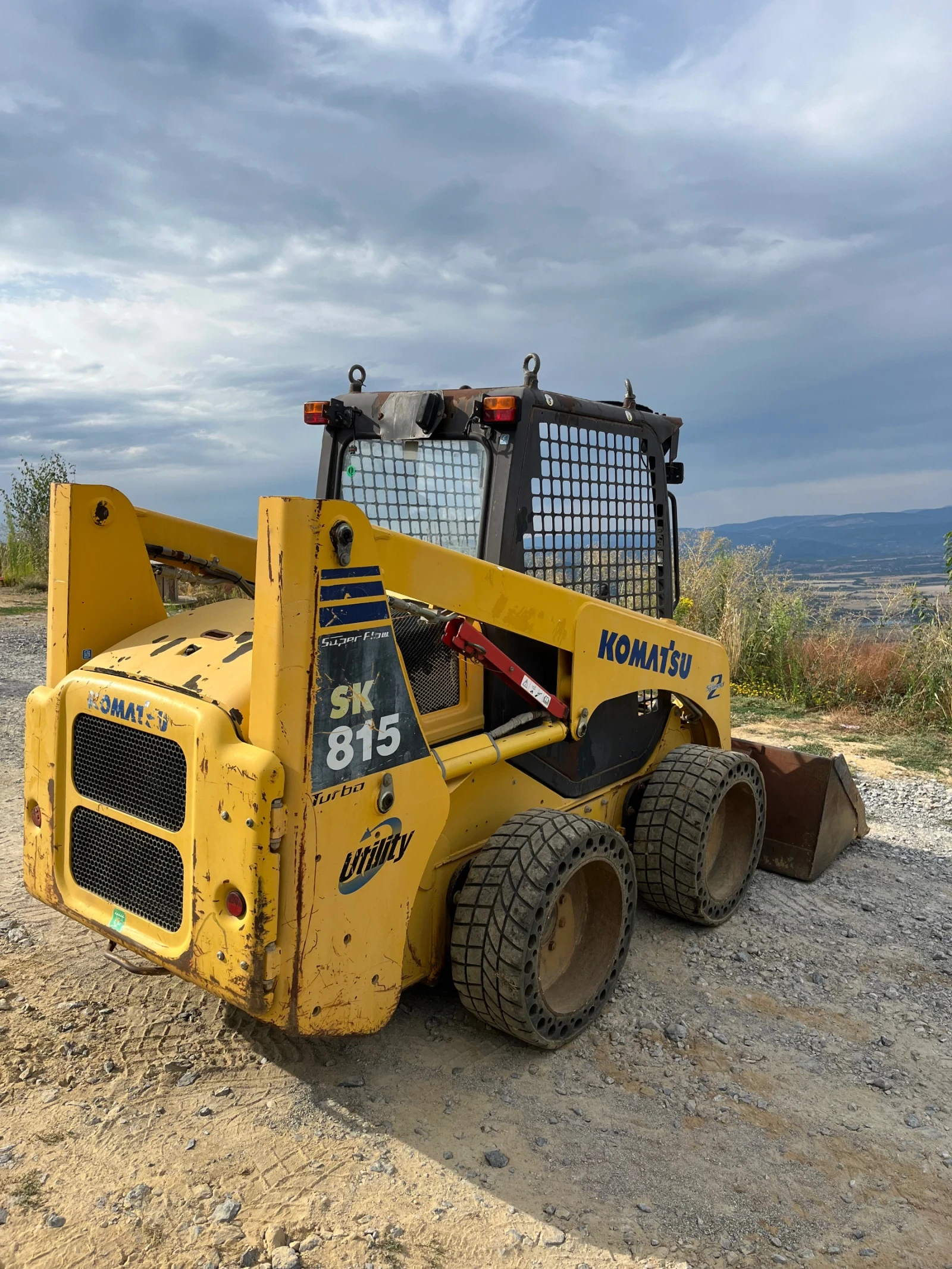 Мини челни товарачи Komatsu Sk815, снимка 5 - Индустриална техника - 54387221
