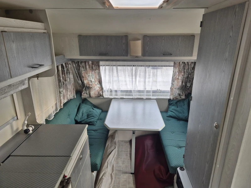 Каравана Adria HOME CAR 4 МЕСТА , снимка 10 - Каравани и кемпери - 50670792