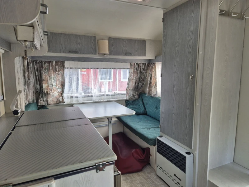 Каравана Adria HOME CAR 4 МЕСТА , снимка 6 - Каравани и кемпери - 50670792