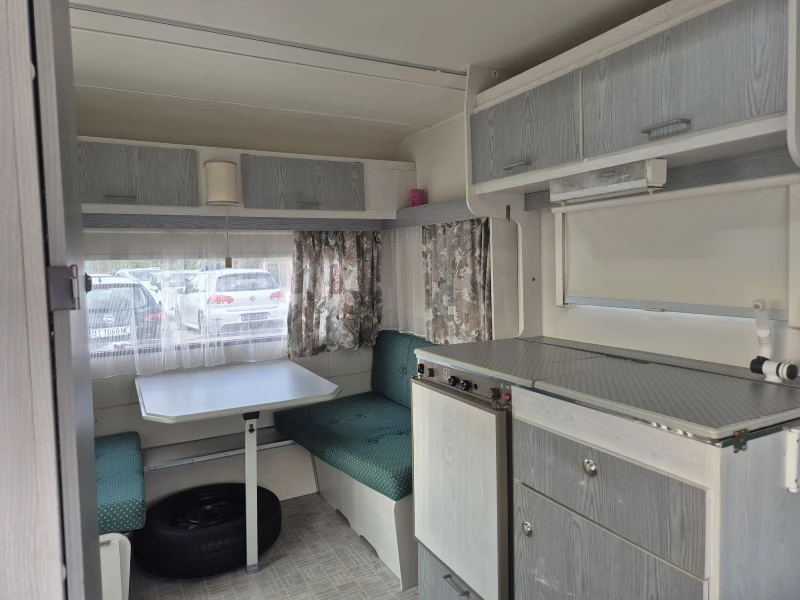 Каравана Adria HOME CAR 4 МЕСТА , снимка 8 - Каравани и кемпери - 50670792