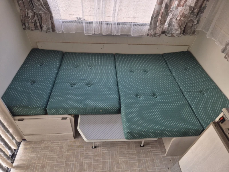 Каравана Adria HOME CAR 4 МЕСТА , снимка 11 - Каравани и кемпери - 50670792