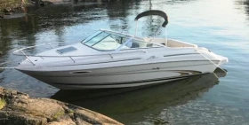 ����� �� �������� �� ������� ���� Sea Ray 215 Express Cruiser