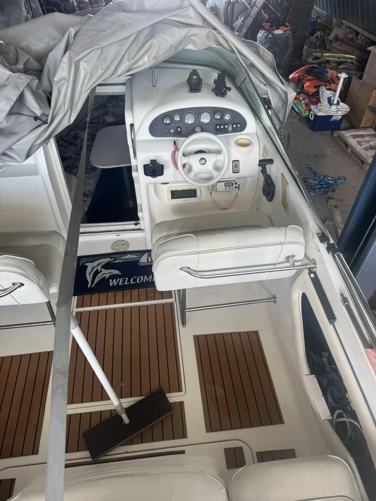 ������� ���� Sea Ray 215 Express Cruiser | Mobile.bg � ����������� 9