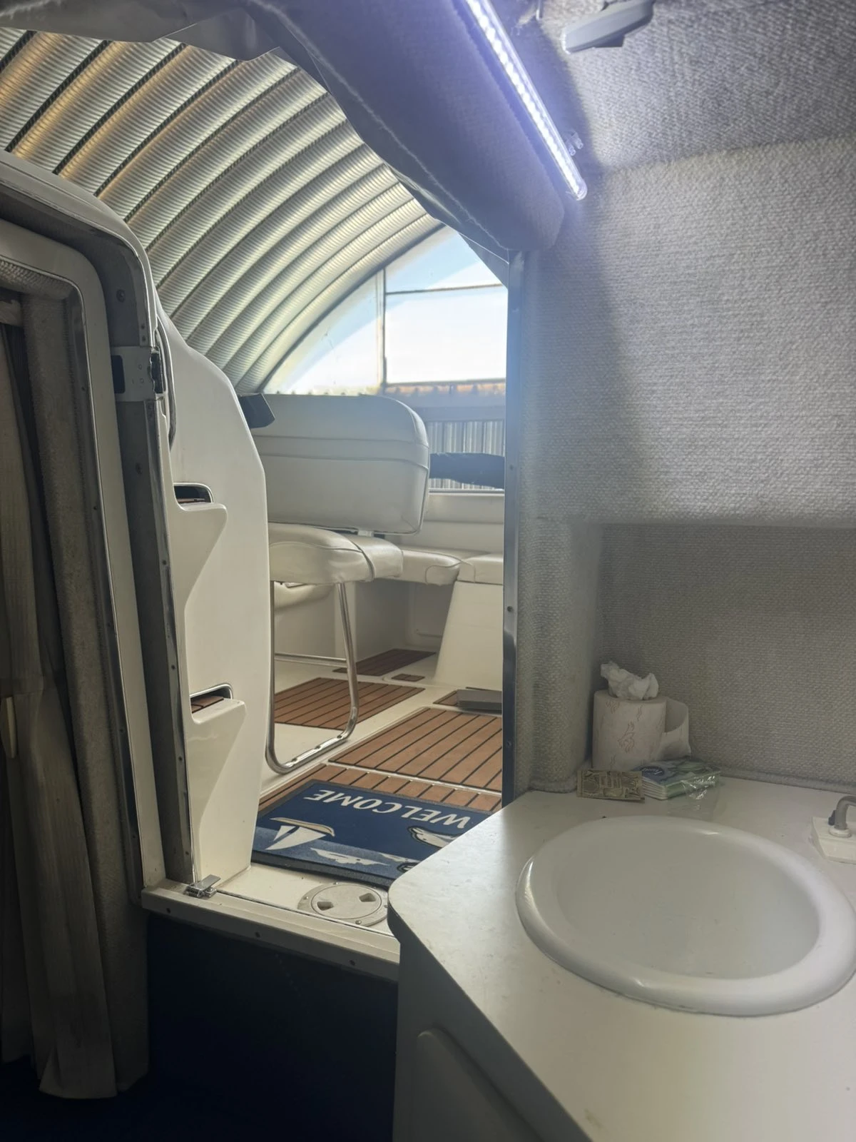 ������� ���� Sea Ray 215 Express Cruiser | Mobile.bg � ����������� 5