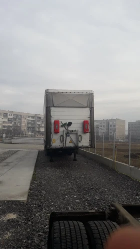 Полуремарке Schmitz Вариос, снимка 1