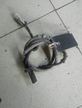 Абс датчик заден ляв Гранд Чероки 2.7црд