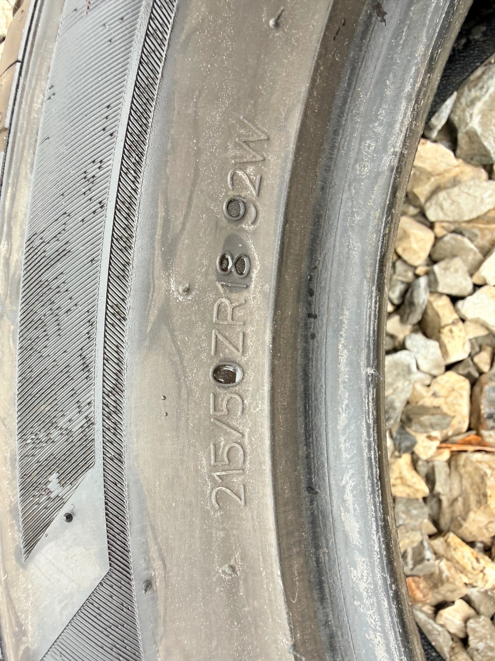 Гуми Летни 215/50R18, снимка 6 - Гуми и джанти - 56242644