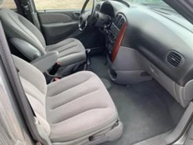 Chrysler Voyager  2.5 CRD 141 K.C, снимка 13